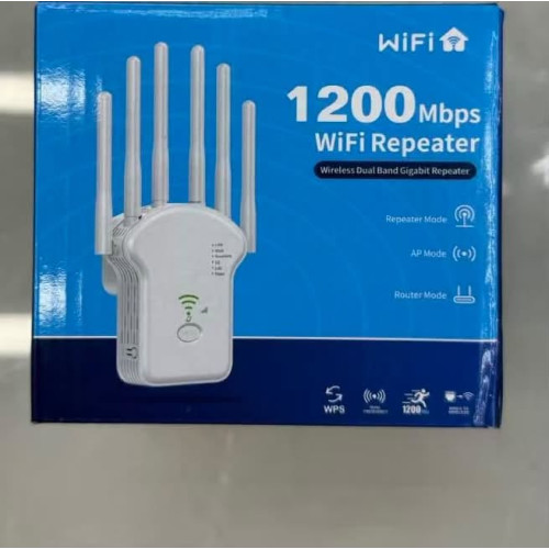 1200Mbps Dual-Band WiFi Repeater (6 Antennas)