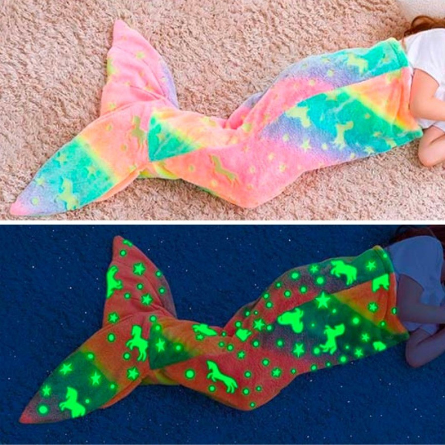 Kids Wearable Hooded Blanket — image 1